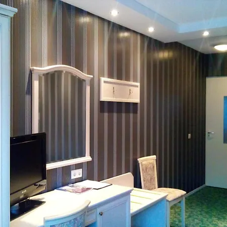 Hotel Amsterdam Airport 3*