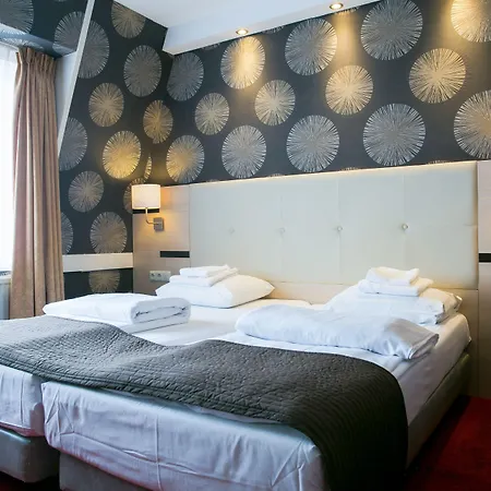 Hotel Amsterdam Airport 3*