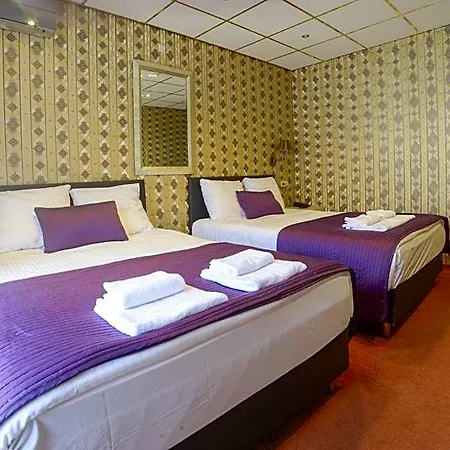 Hotel Amsterdam Airport 3*