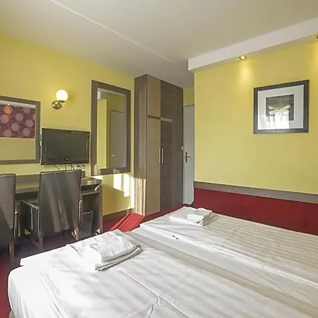 Amsterdam Airport Hotel 3*