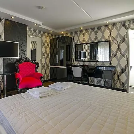 Amsterdam Airport Hotel 3*