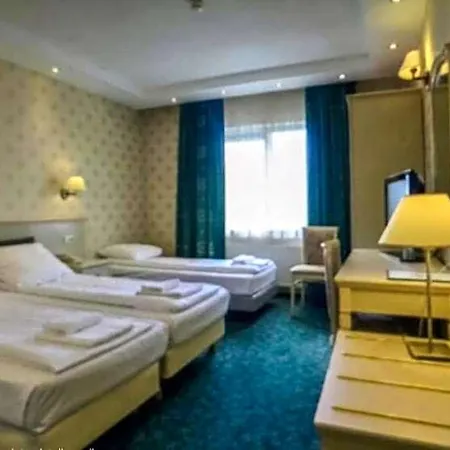 Hotel Amsterdam Airport 3*