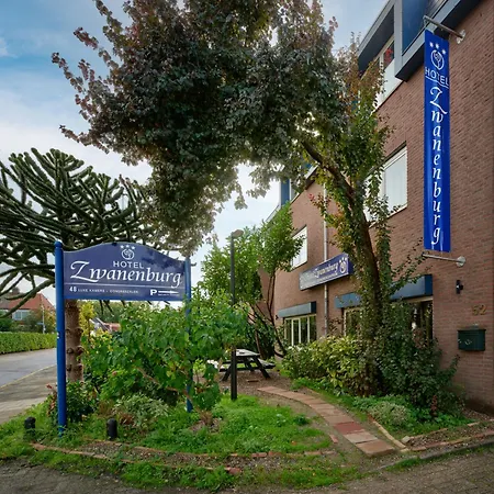 Hotel Amsterdam Airport 3*