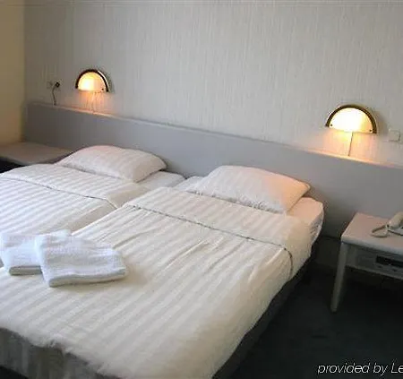 زفانينبورغ أمستردام إيربورت